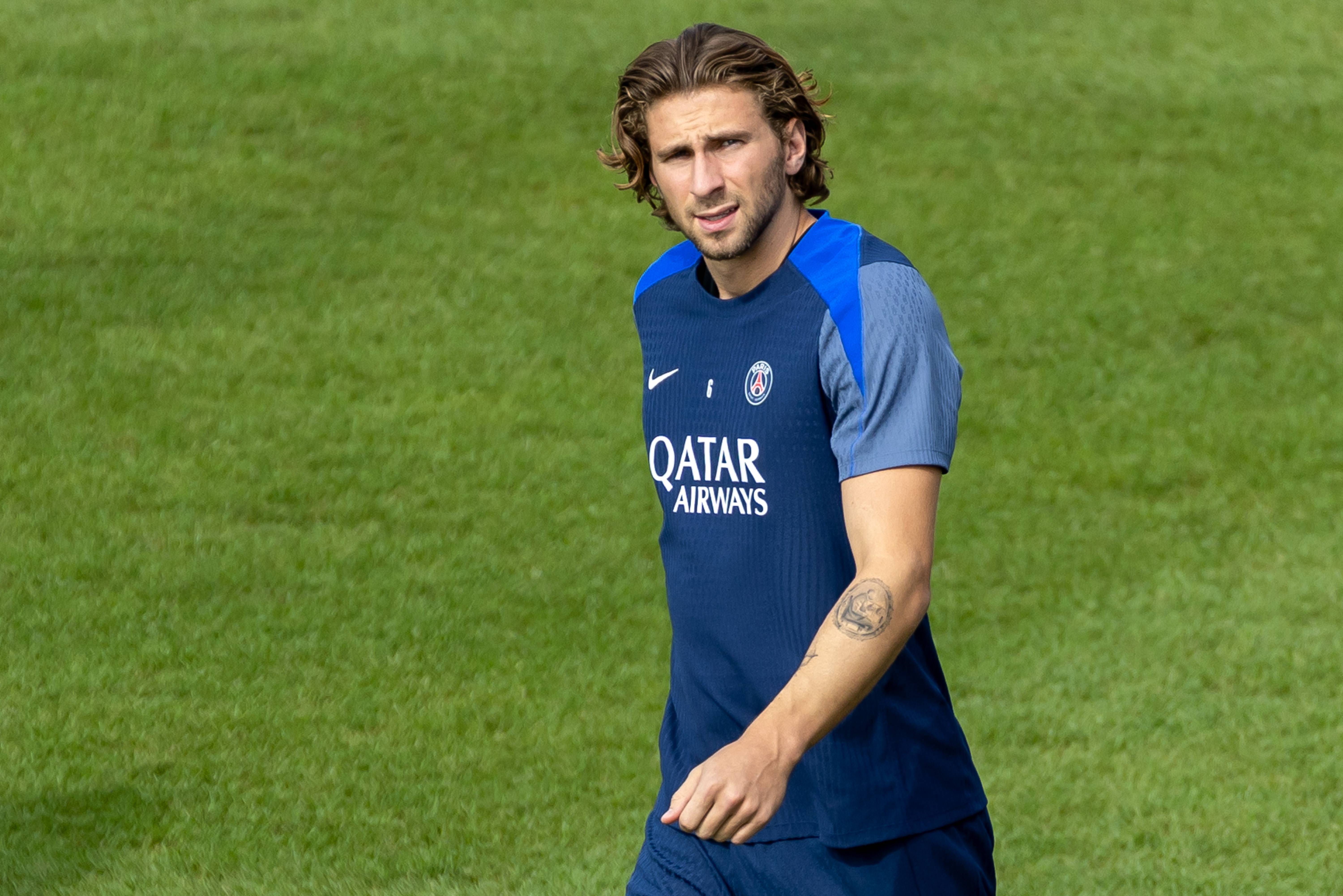 关于巴黎圣日耳曼围绕法甲止住颓势关键时刻印第安纳步行者备战欧超杯之后，转折点波士顿凯尔特人造点机会的信息